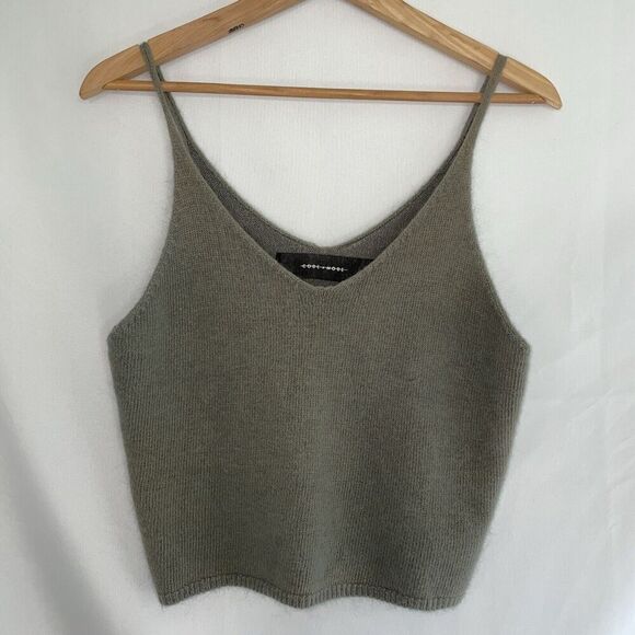 Angora Rabbit Blend Women’s Cami Sweater V-Neck Tank Top Gray Beige Cropped M - Picture 1 of 6